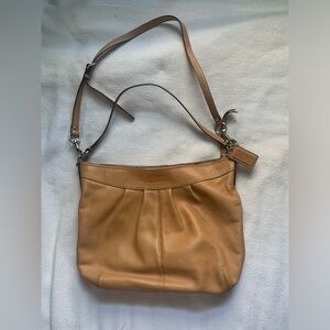 Coach Vintage Autumn Tan Designer Bag